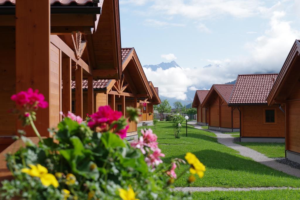 Feriendorf Oberreit Hotel Maishofen Exterior photo