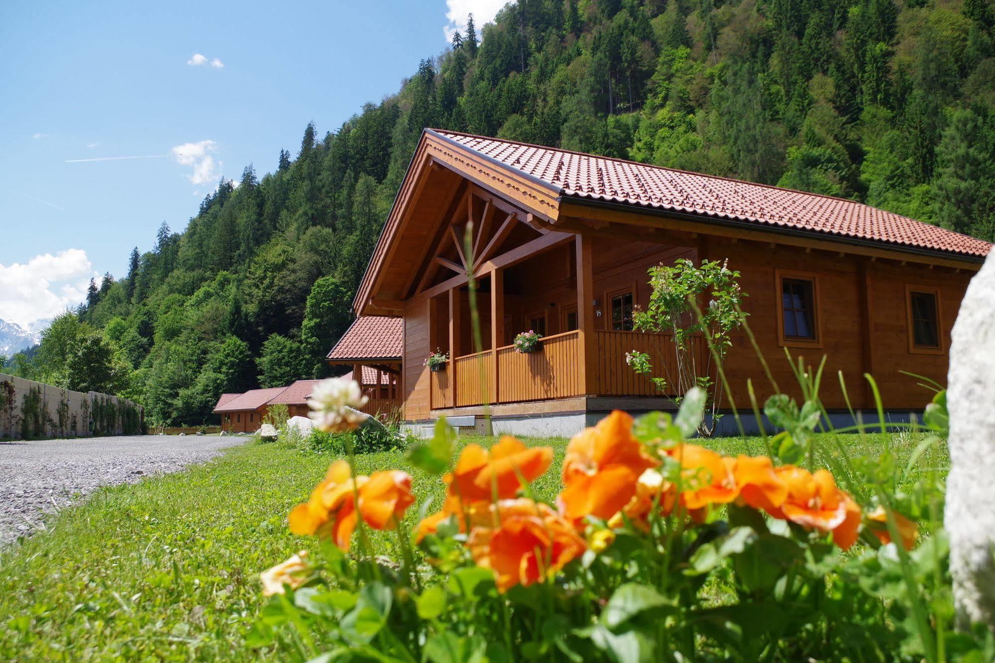 Feriendorf Oberreit Hotel Maishofen Exterior photo